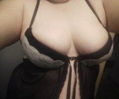 Hot Car Dates with Mommy 🍑💋 Ready to Play! 🚗🔥 - Image 5