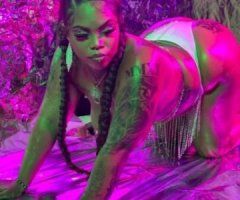 Exotic Curves Await You! 💋🍑 Outcalls Only! 🌟 - Image 9