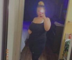 Curvy Blonde Delight 🍑💋 Come Play in Visalia 😘💦