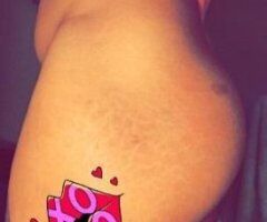 Bronx Bombshell Ready to Play 💋💦🍑