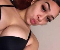 Thick Redbone Delight in Reno! 💋🔥 Ready to Play? 💦🔞 - Image 3