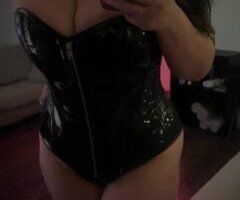 💋 Tacoma's Curvy Delight 🍑 Ready to Play? 😘 - Image 3