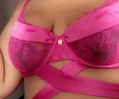 Sweet Encounters: Bloomington's Juicy Secret 💋🍑💦 - Image 2