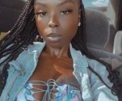 Ebony Spinner Delight 🍑💋🔥 Specials Await! - Image 4