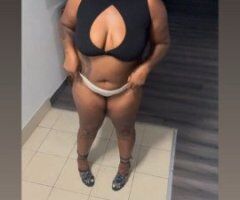 💋Classy Curves & 420 Vibes Await You! 🍑💦 - Image 3
