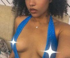 Petite Delights in Salem 🍑💋 Ready to Play? - Image 5