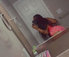 Hampton's Naughty Nymph Awaits 💋🍑🔥 - Image 4