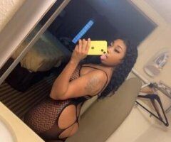 Wet & Wild: Throat Goddess Ready for Fun 💦💋🍑 - Image 4