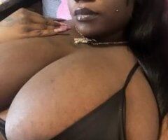 Fetish Queen at Your Service 🍑💋💦 - Image 2