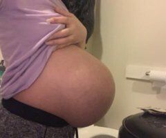 Hot & Pregnant in Albany 🌟💦 Ready to Spoil You!