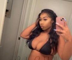 Omaha's Hottest Secret 💦🍑 Ready to Play?