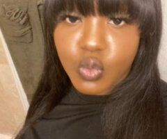 Ebony Goddess with Juicy Curves 🍑💋 Ready for You! - Image 2