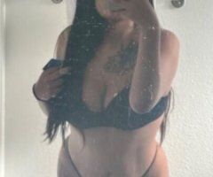 Long Beach's Seductive Siren Awaits 💋💦🍑