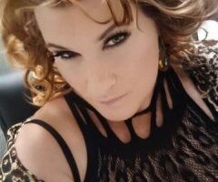 Santa Cruz's Sweet Temptress 🍭💋 Ready to Play! - Image 5