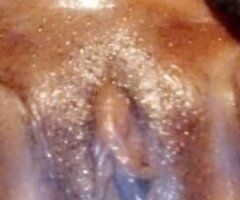 Juicy Temptation Awaits 💦🍑 Ready to Play, Daddy? 😘💋