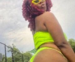 Carmel Cutie 🍑🚘 Carplay Fun - Specials 💋🔥 - Image 5