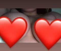 🔥 Sizzling Show & Squirt Queen Awaits! 💦💋 - Image 5