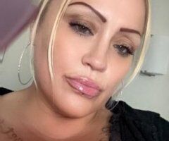 Sizzling Stepmom Experience 💋🔥 Let Me Make Your Dreams Come True!