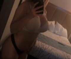 🔥 Lexi's Blonde Fantasy: DDD Delight Awaits! 💋🍑 - Image 3