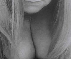 🌟 Big Blonde Amazon BBW Waiting for You! 🍑💦