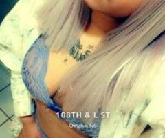 Midwest’s Sweet Temptation 🍑💋 Ready for You!
