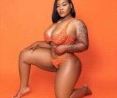 🍑 Ebony Temptress Awaits 💦💋 - Image 3