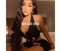 Busty Beauty Kimmy Awaits 💋🔥 Ready to Play? 🍑😘