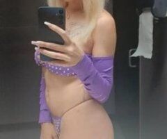🔥 Blonde Bliss in NYC 🍑💋 Sizzling Temptation Awaits 💦 - Image 5