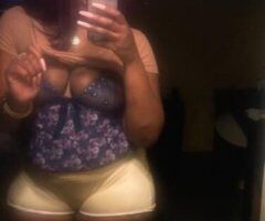 Savannah's Sultry Secret 💋🔥 Cum Play on Abercorn St. 💦😘