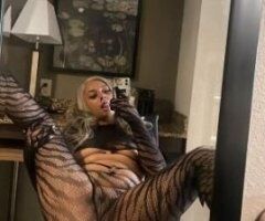 Raven's Temptation in Galveston 💋🔥 Dive Into Desire 💦 - Image 2