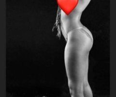 Curvy Delight 💋🍑 Ready for You, Helena! 💦😘 - Image 2