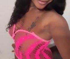🔥 Memphis Magic with Meloni 🍑💋 - Image 6