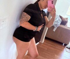 Red-Hot Nibbles & Two-Girl Treats 🍑💋🔥 - 19 - Image 5