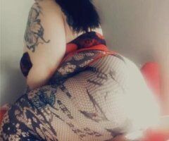Akron's 💋 Throat Goddess Awaits! 💦🍑 - Image 2