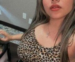 Madison's Mouthwatering Marvel 🍑💋 Ready for You!