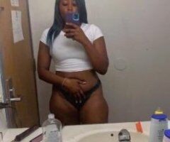 💦😻CUM SEE THIS CHOCOLATE FREAK😘😝