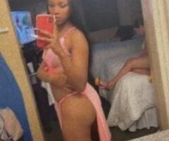 Petite Pleasure Princess Awaits 💋🔥💦 - Image 4