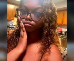 🥵 Fredericksburg's Forbidden Fruit Awaits 🍫💋 - Image 6