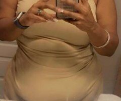 Sizzling Saturdays with Curvy Ebony Queen 💋🍑