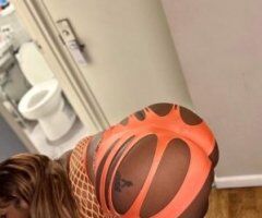 Soft Skin, Wet Dreams: Your Fantasy 🍑💦💋