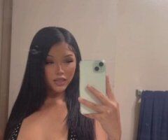 🌴 Honolulu's Sweet Temptation 🍑💋 - Image 2
