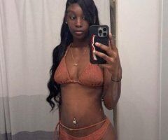 Petite Temptation Awaits 💋🍑 Ready for You! - Image 6