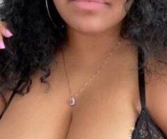 Curves & Kisses in Manhattan 💋🍑 Ready to Play? - Image 6