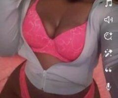 DOLL BABIE🤤 wit tHE TIGHT WET PRETTY PUSSY