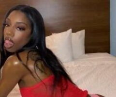 Sultry Southern Belle Awaits 🍑💋 Let's Play! - Image 3
