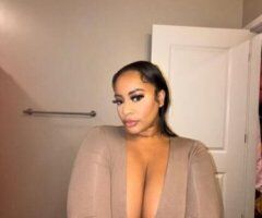 Curvy Temptress Awaits 💋🍑 Indulge in Luxury 💦 - Image 2