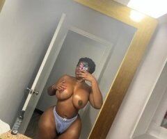🔥 Foxy Roxy Awaits 💋 Columbia's Temptation 🍑 - Image 2