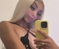 Seattle's Sensational Siren 🍑✨ Ready to Play 😘💋
