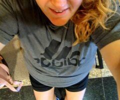 Curvy Delight Awaits in Chicago 🍑💋🌆 - Image 5