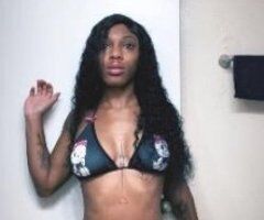 Tiny Temptress 💕🍑 Facetime Tease 💋 - Image 4